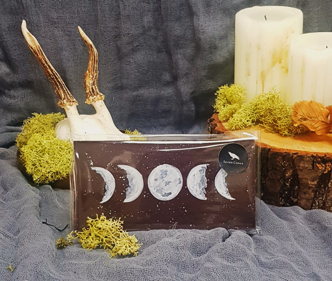 Hand Finished Milk chocolate Bar 100g